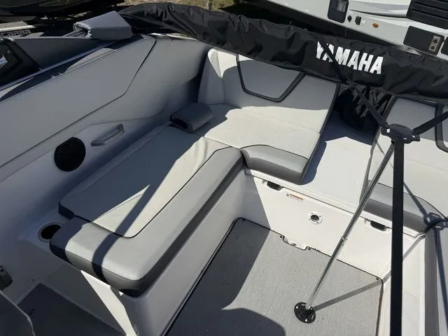 Slide: The Image of Yamaha SX250 2024 - 29