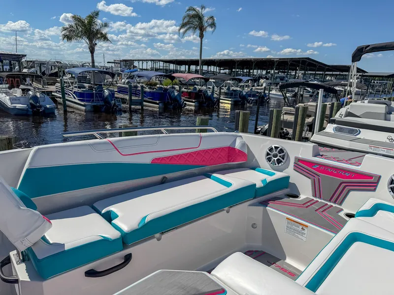 Slide: The Image of Starcraft J7 JET SUPER SPORT 2027 - 11