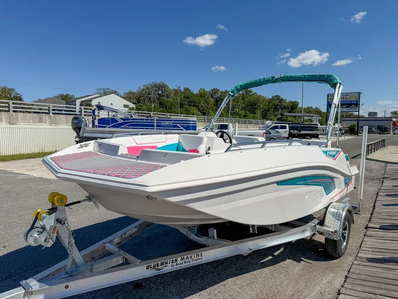 Slide: The Image of Starcraft J7 JET SUPER SPORT 2027 - 3