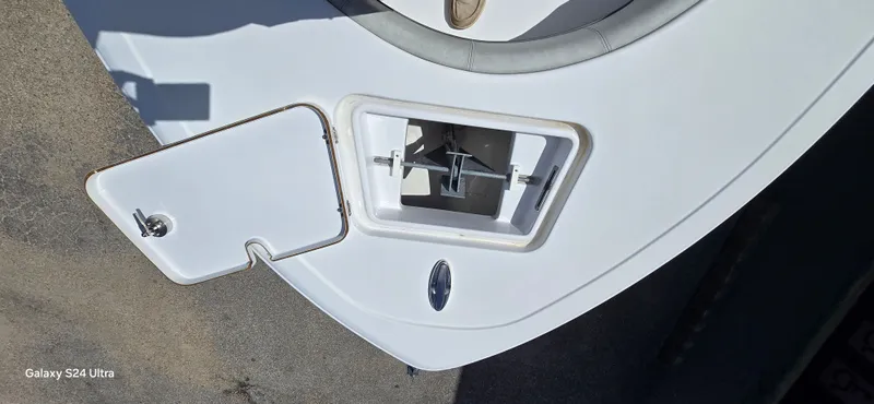 Slide: The Image of Sportsman Heritage 211 Center Console 2019 - 18