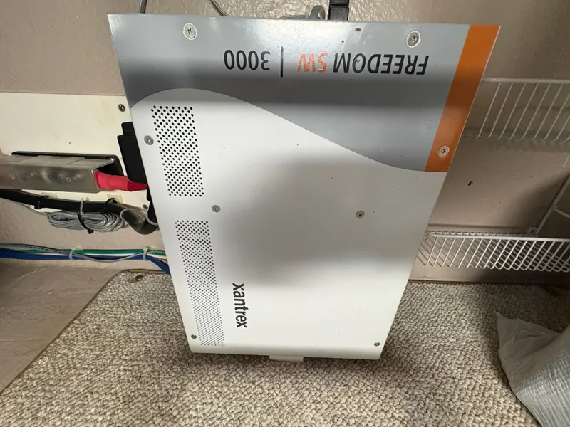 Slide: The Image of Sea Ray 500 Sedan Bridge 2005 - 101