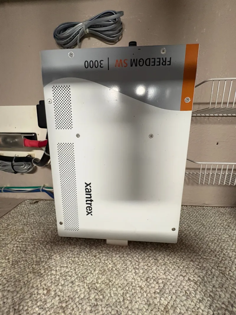 Slide: The Image of Sea Ray 500 Sedan Bridge 2005 - 104