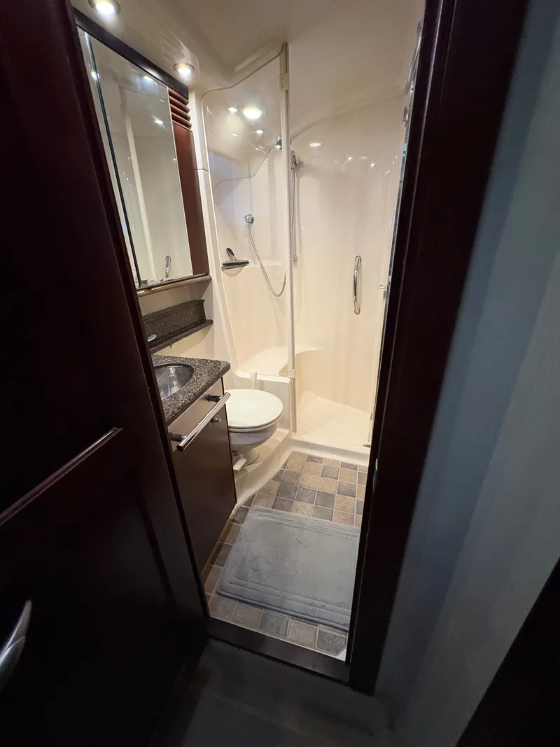 Slide: The Image of Sea Ray 500 Sedan Bridge 2005 - 112