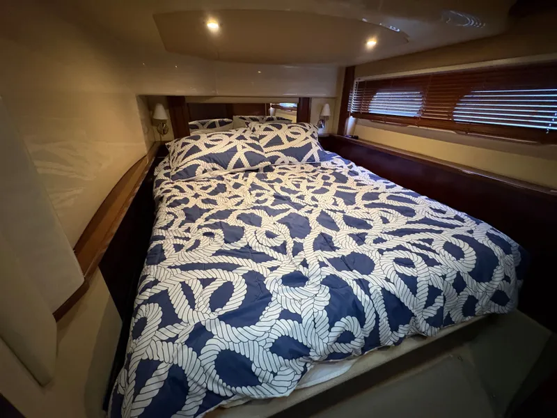 Slide: The Image of Sea Ray 500 Sedan Bridge 2005 - 113