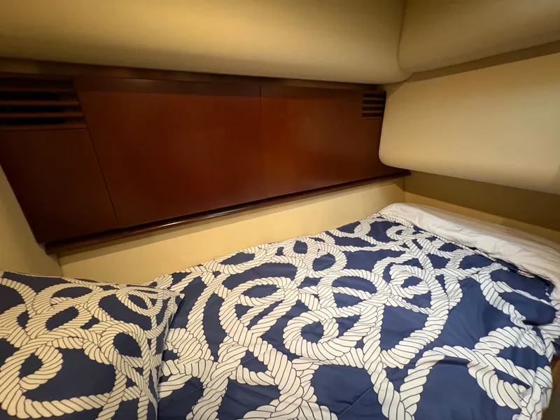 Slide: The Image of Sea Ray 500 Sedan Bridge 2005 - 118