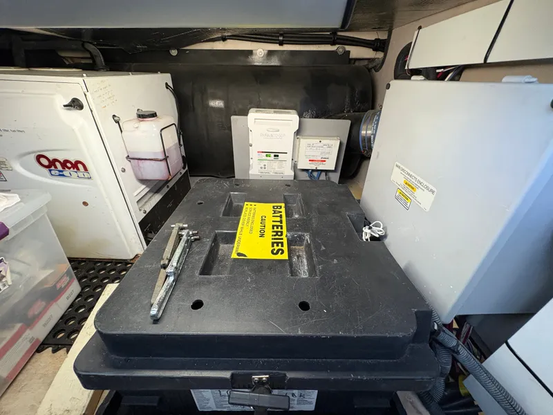 Slide: The Image of Sea Ray 500 Sedan Bridge 2005 - 147