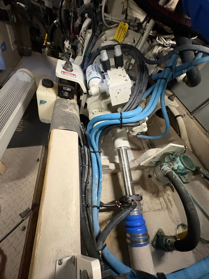 Slide: The Image of Sea Ray 500 Sedan Bridge 2005 - 151