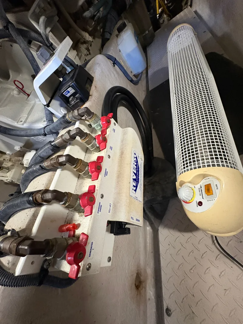 Slide: The Image of Sea Ray 500 Sedan Bridge 2005 - 153