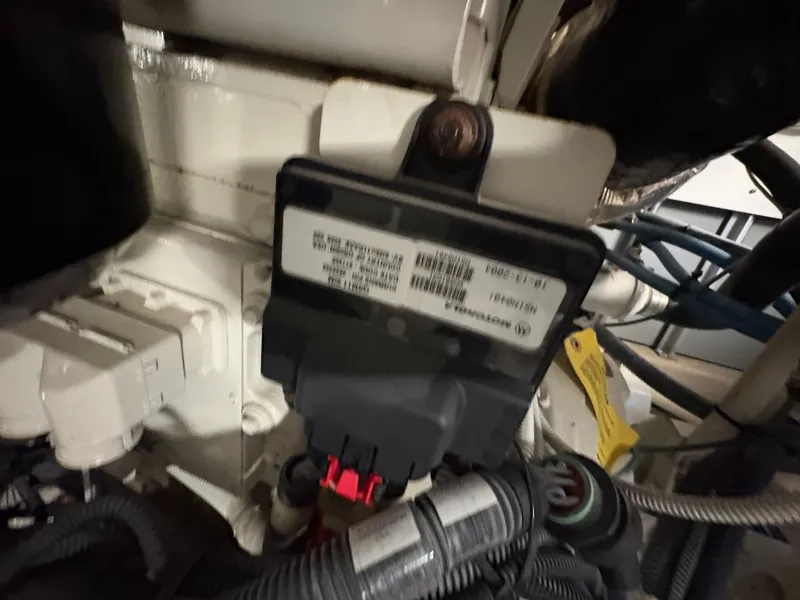 Slide: The Image of Sea Ray 500 Sedan Bridge 2005 - 154