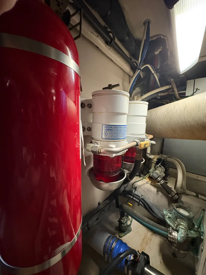 Slide: The Image of Sea Ray 500 Sedan Bridge 2005 - 169