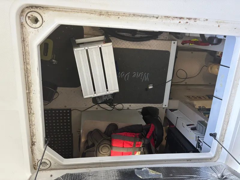 Slide: The Image of Sea Ray 500 Sedan Bridge 2005 - 170