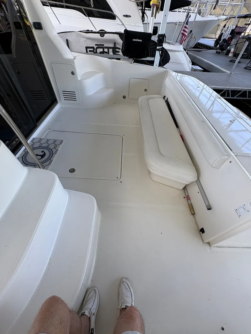 Slide: The Image of Sea Ray 500 Sedan Bridge 2005 - 199