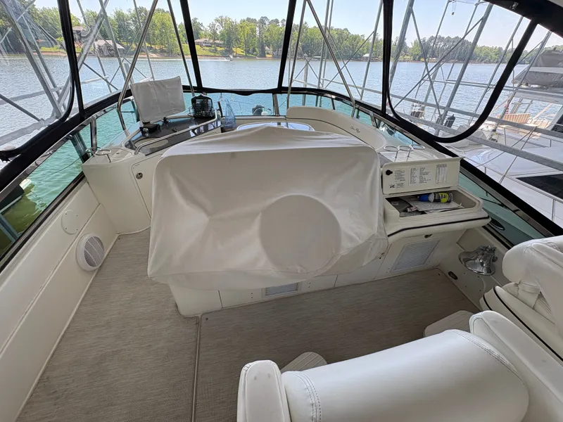 Slide: The Image of Sea Ray 500 Sedan Bridge 2005 - 22