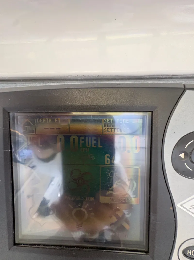 Slide: The Image of Garmin navigation system on 2005 Sea Ray 500 Sedan Bridge. - 49