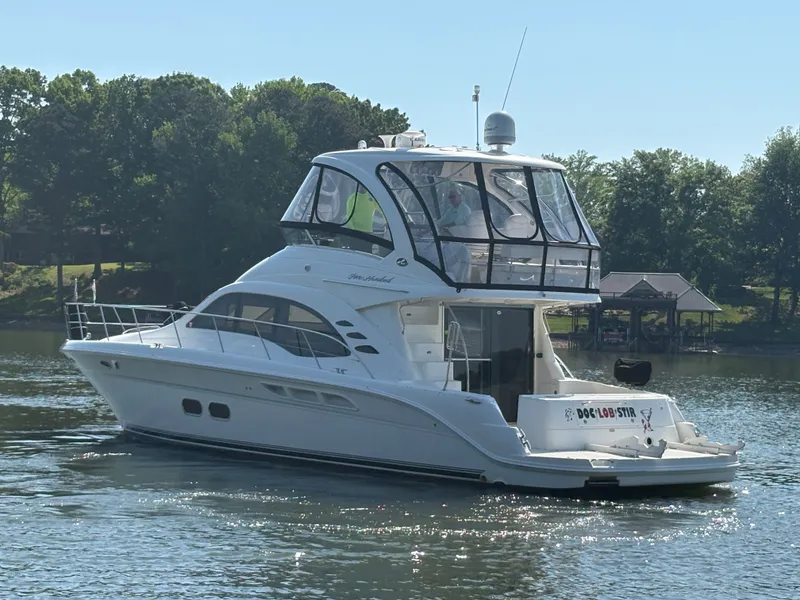 Slide: The Image of Sea Ray 500 Sedan Bridge 2005 - 5