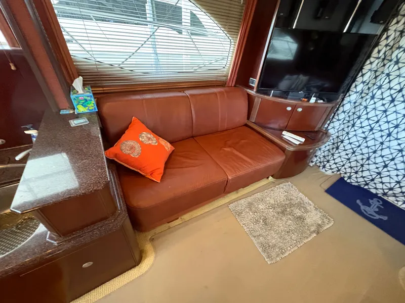 Slide: The Image of Sea Ray 500 Sedan Bridge 2005 - 68