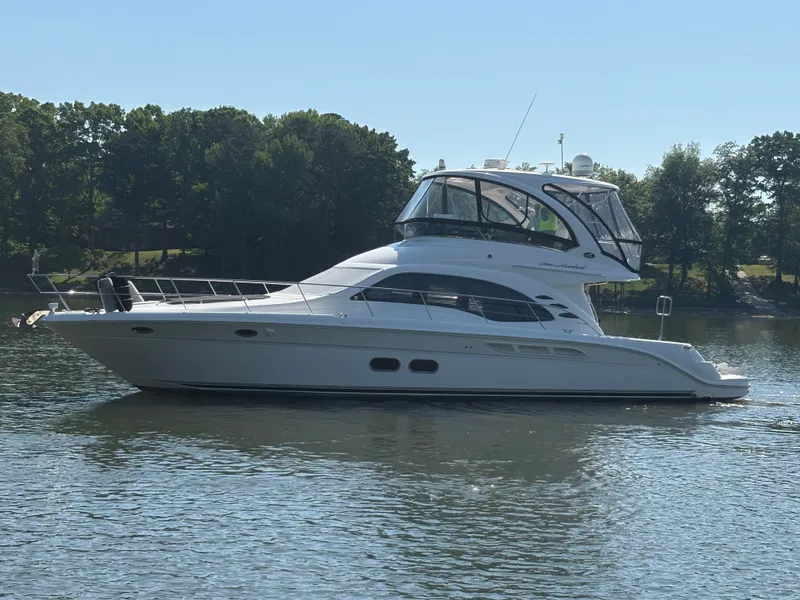 Slide: The Image of Sea Ray 500 Sedan Bridge 2005 - 7