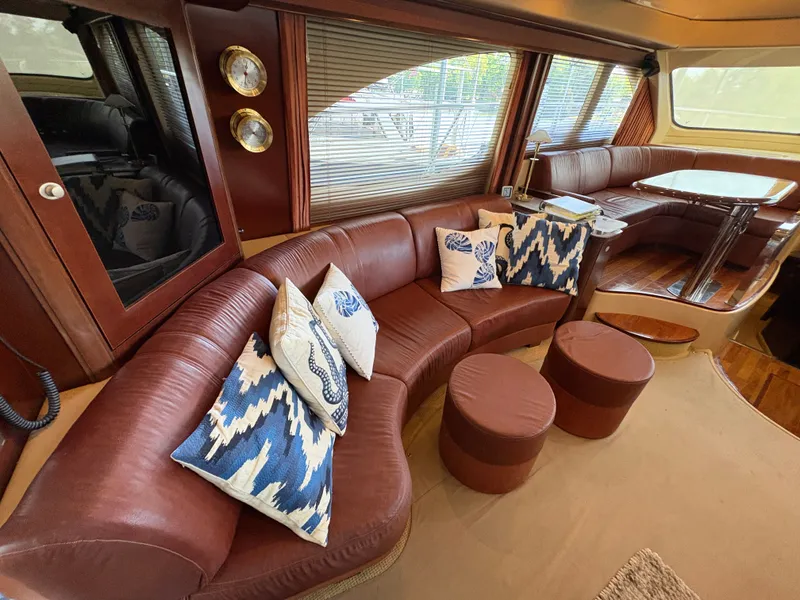 Slide: The Image of Sea Ray 500 Sedan Bridge 2005 - 70