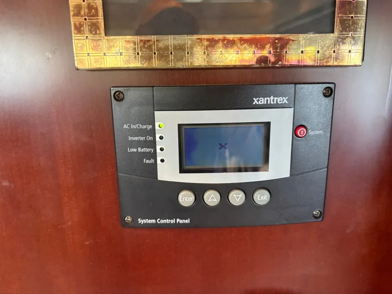 Slide: The Image of Sea Ray 500 Sedan Bridge 2005 - 72