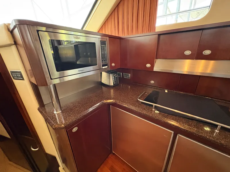 Slide: The Image of Sea Ray 500 Sedan Bridge 2005 - 87