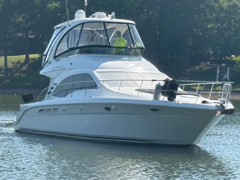 Slide: The Image of Sea Ray 500 Sedan Bridge 2005 - 9