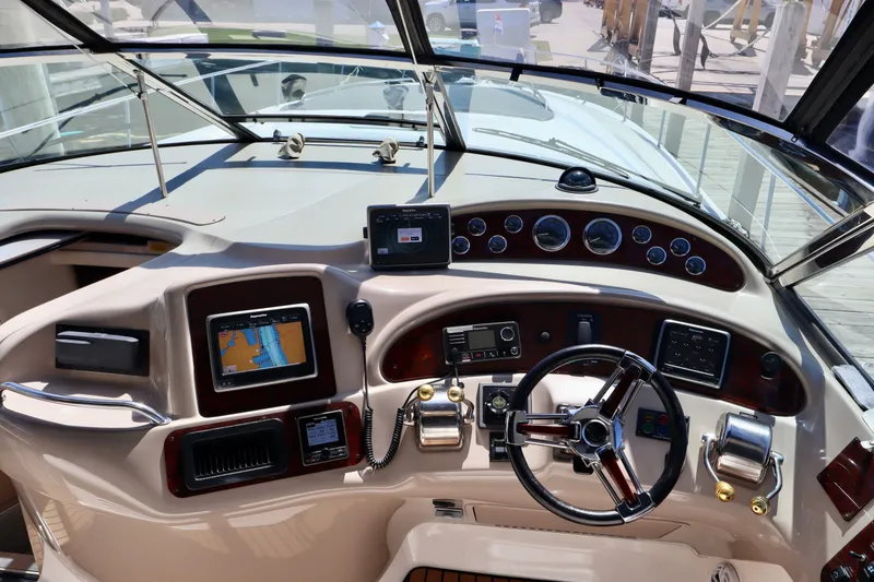 Slide: The Image of Cockpit of 1999 Sea Ray Sundancer 460 yacht. - 3