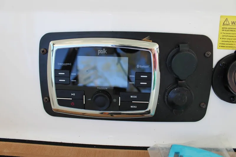 Slide: The Image of Nautique 210 Super Air Nautique 2016 - 13