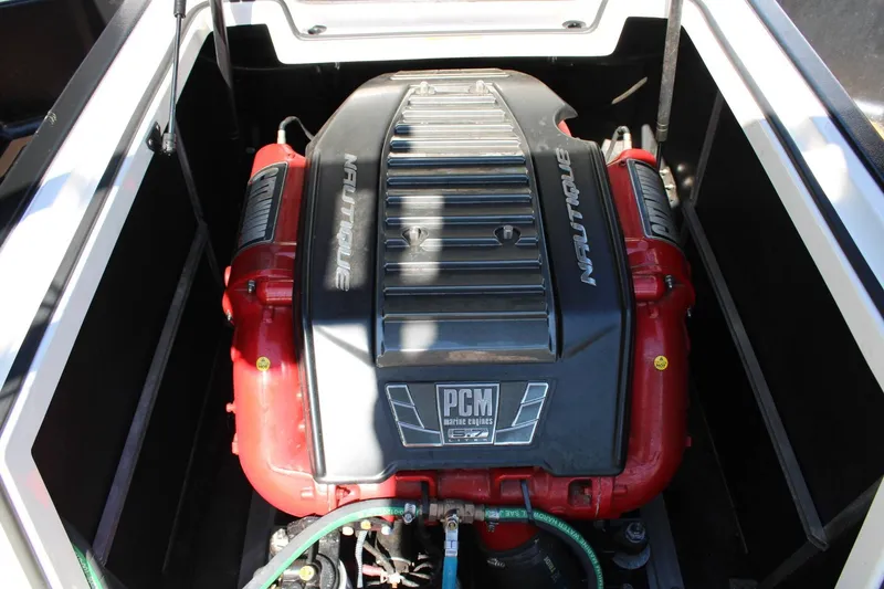 Slide: The Image of Nautique 210 Super Air Nautique 2016 - 21