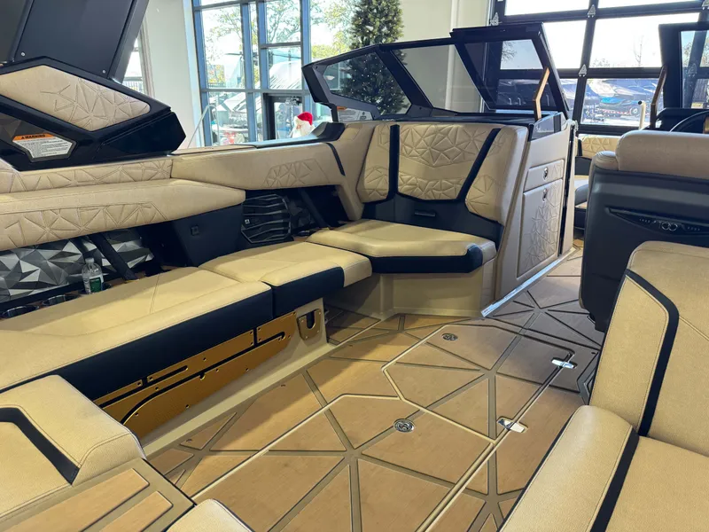 Slide: The Image of Nautique Super Air Nautique G23 Paragon 2025 - 11