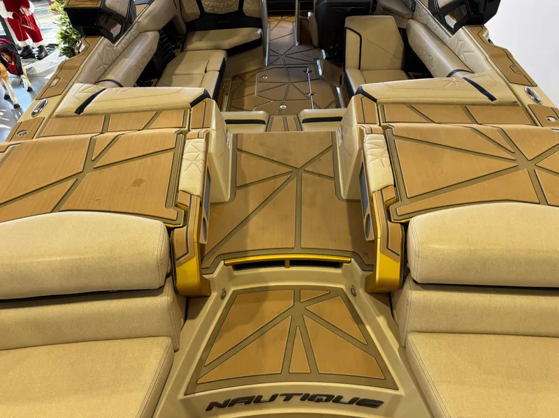 Slide: The Image of Nautique Super Air Nautique G23 Paragon 2025 - 7