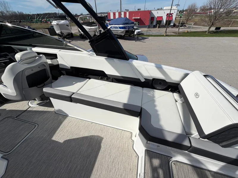 Slide: The Image of Interior of a 2023 Cobalt R8 Outboard boat with seating area. - 15