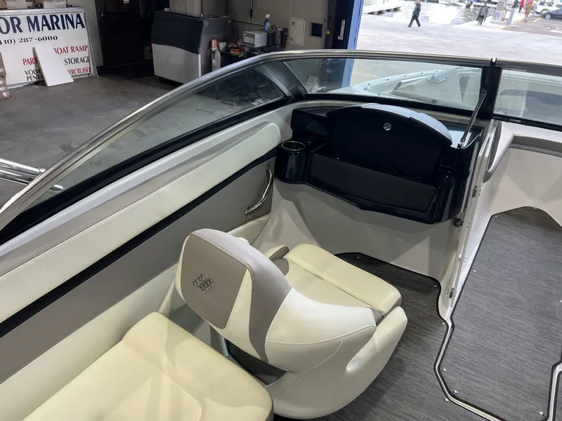 Slide: The Image of Four Winns HD 200 OB 2020 - 12