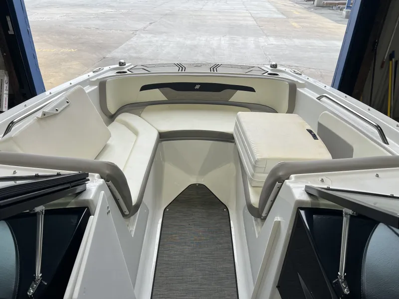 Slide: The Image of Four Winns HD 200 OB 2020 - 13