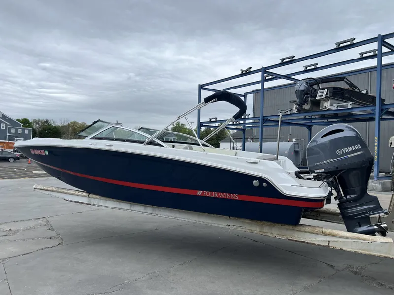 Slide: The Image of Four Winns HD 200 OB 2020 - 18