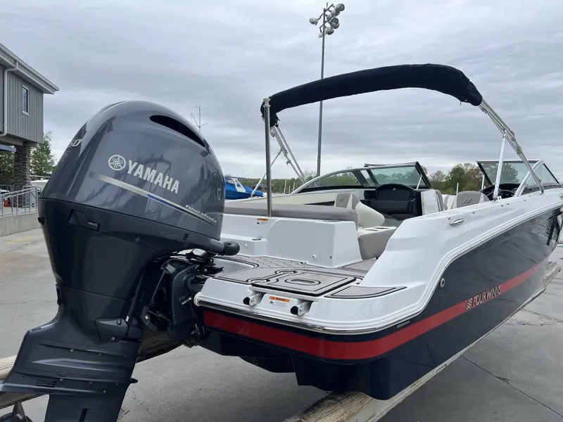 Slide: The Image of Four Winns HD 200 OB 2020 - 20