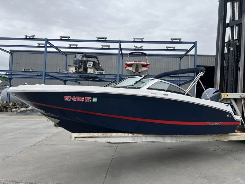 Slide: The Image of Four Winns HD 200 OB 2020 - 9