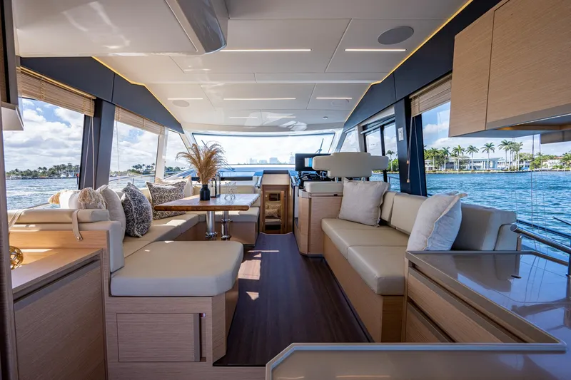 Slide: The Image of Greenline 45 Fly 2022 - 53