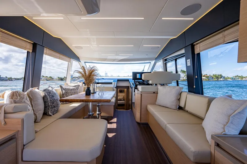 Slide: The Image of Greenline 45 Fly 2022 - 54