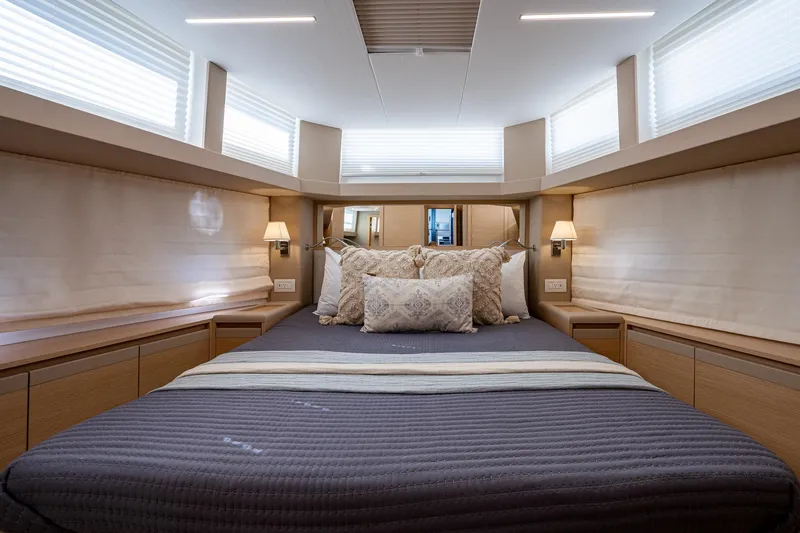 Slide: The Image of Greenline 45 Fly 2022 - 61