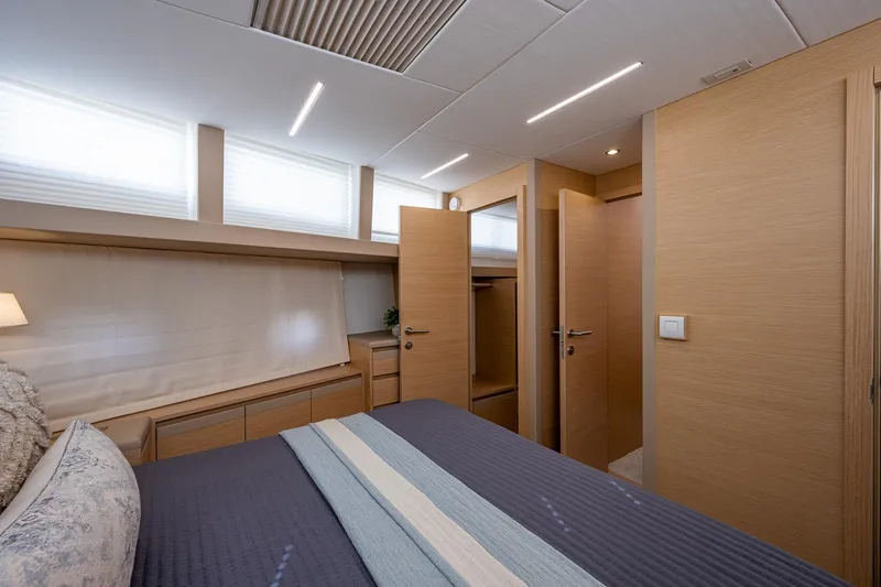 Slide: The Image of Greenline 45 Fly 2022 - 65