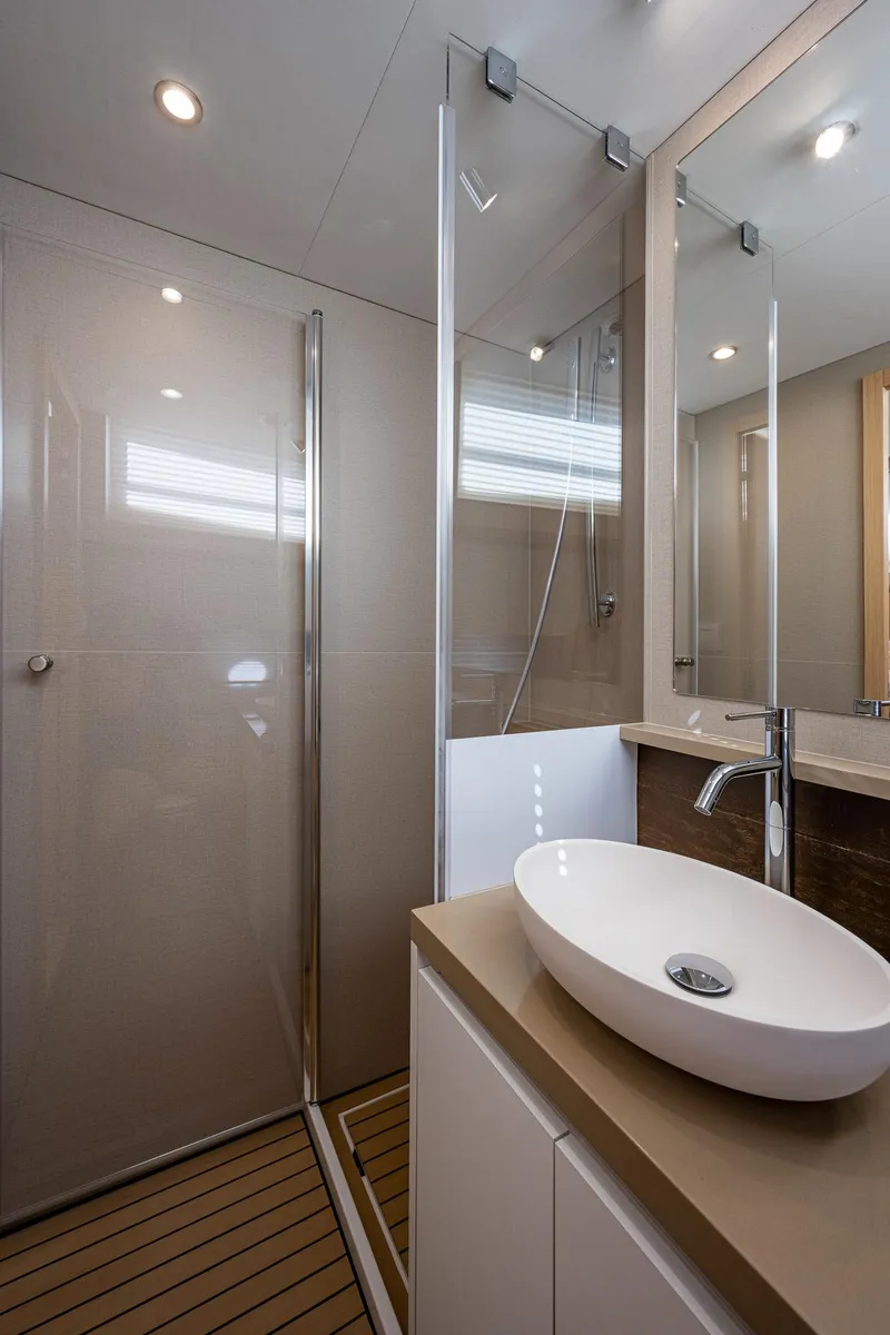 Slide: The Image of Greenline 45 Fly 2022 - 70