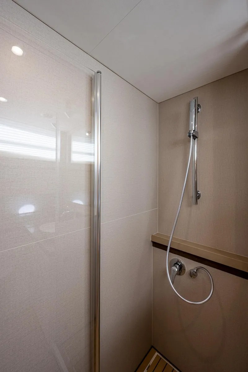 Slide: The Image of Greenline 45 Fly 2022 - 71