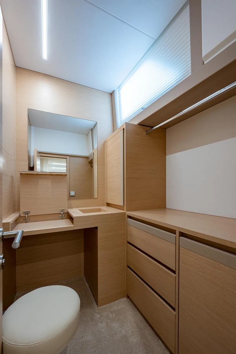 Slide: The Image of Greenline 45 Fly 2022 - 77