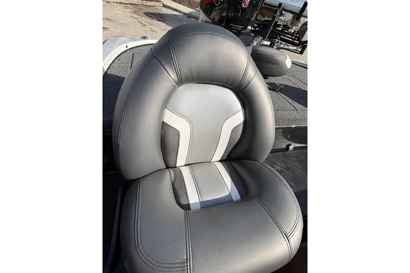 Slide: The Image of 2026 Nitro Z17 boat seat with sleek gray and white design. - 100