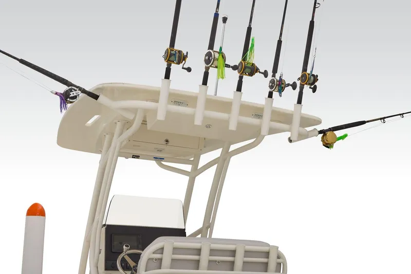 Slide: The Image of Mako 226 Center Console 2026 - 14