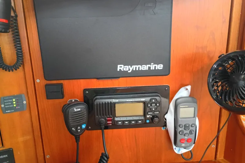 Slide: The Image of Sabre 426 2005 - 45