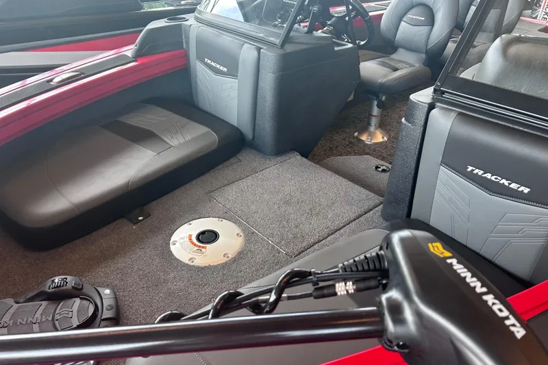 Slide: The Image of Interior of 2026 Tracker Targa V-18 Combo boat with Minn Kota trolling motor. - 4