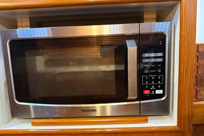 Slide: The Image of Built-in Toshiba microwave in a Taswell 50 yacht, 1997 model. - 7