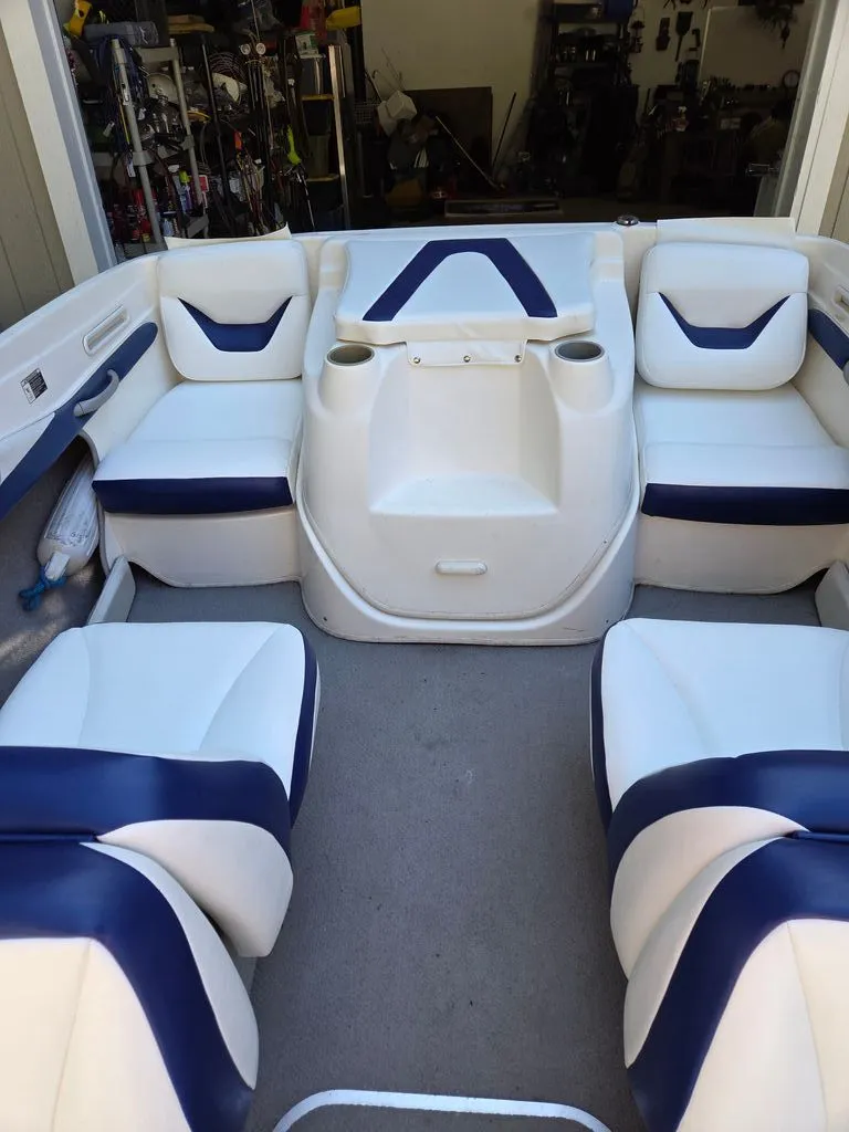 Slide: The Image of Bayliner 185 Bowrider 2005 - 6
