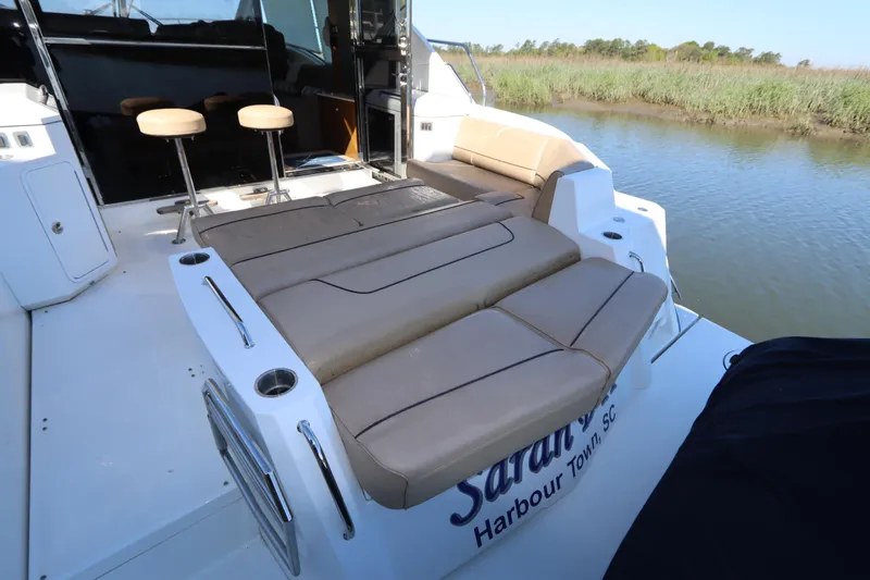Slide: The Image of 2015 Cruisers Yachts 45 Cantius with luxurious deck area. - 24